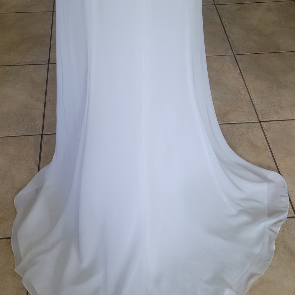 David's Bridal White Strapless Gown - Picture 17 of 17